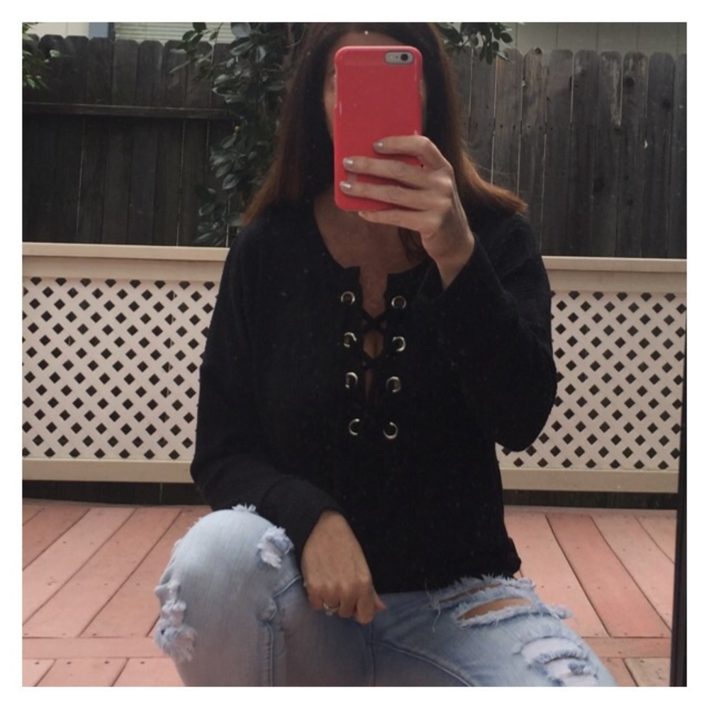 🆒  LAST / "ALL THE TREND"  LACE UP🆒 - Picture 3 of 4