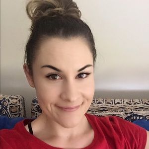 Meet your Posher, Valerie