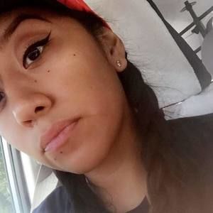 Meet your Posher, Laura moratin