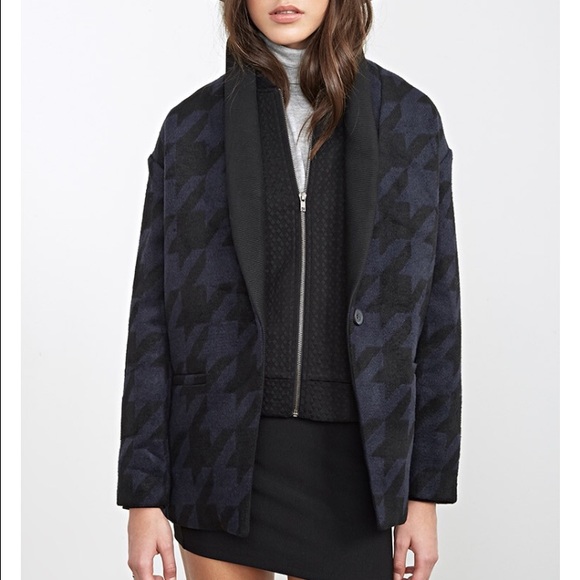 Boxy houndstooth coat, sold out everywhere