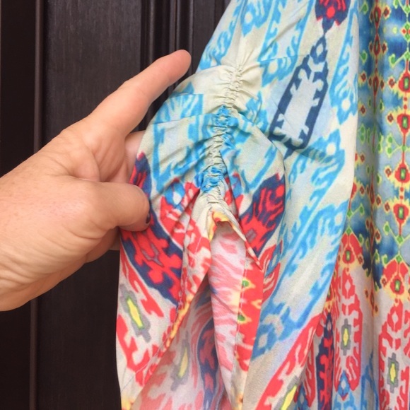 Tunic - Picture 2 of 4