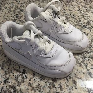 Nike air max white sneakers sz 8 like new unisex