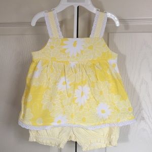 2 PC yellow & white smock top & shorts set NWT
