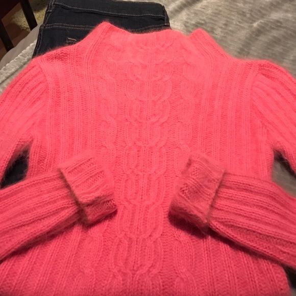 Pink 70% Angora 20% Lambswool 10% Nylon Sweater - Picture 4 of 4