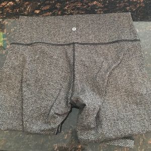 Lululemon Herringbone Crops - Size 12