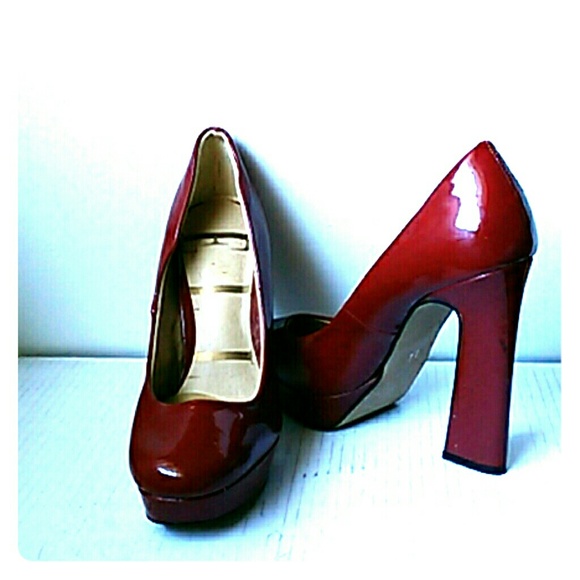 Elle Heels