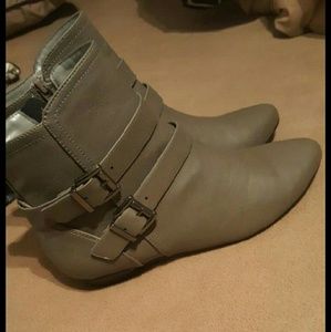 Cute women's boots