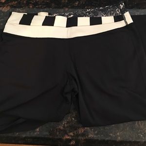 Lululemon Wide Leg Yoga Pants - Size 12