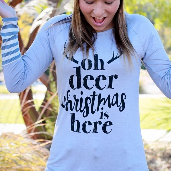 ❗️LAST❗️Oh Deer Christmas Is Here Top - Picture 3 of 3