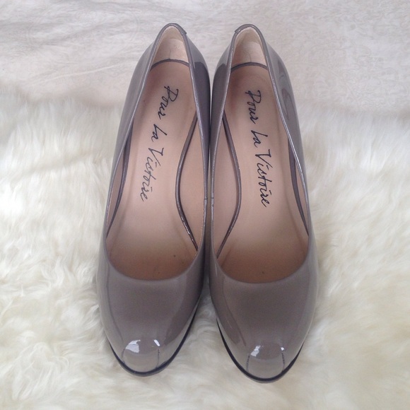 Pour la Victoire grey patent heels - Picture 2 of 3