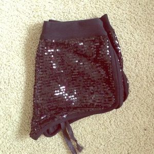 SALE 🌟 NWT sequined black shorts!