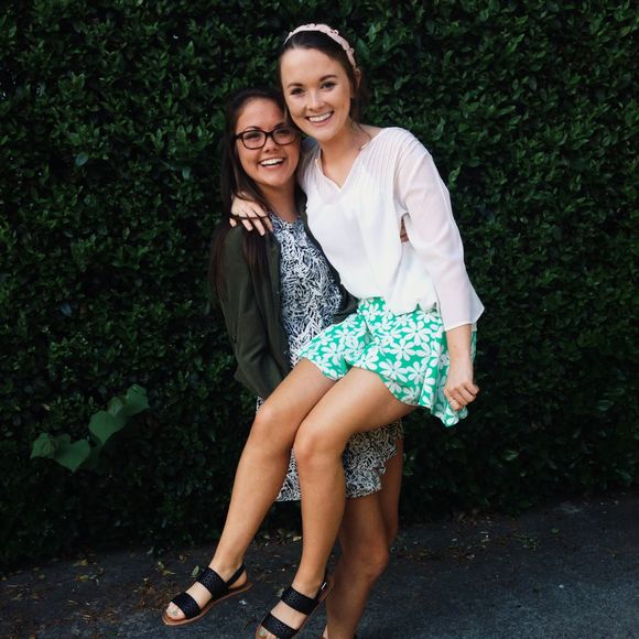 Meet your Posher, Anna - Picture 1 of 1