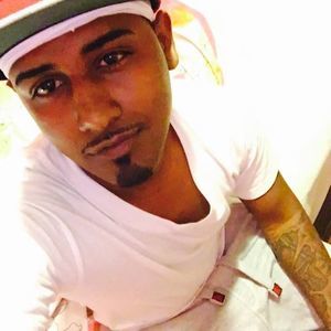 Meet your Posher, Hiramie