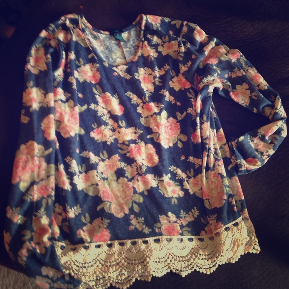 Floral top