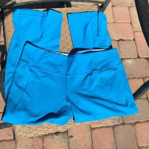 Lululemon Gather and Crop workout capris.