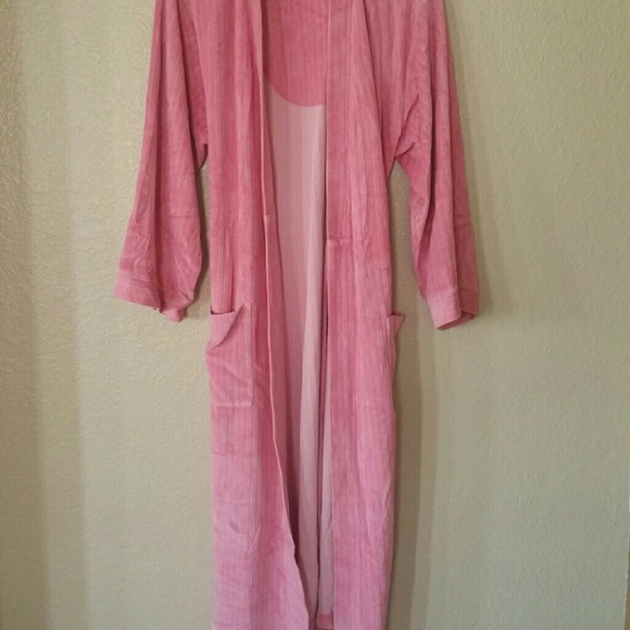 Pink Bath Robe - Picture 2 of 2