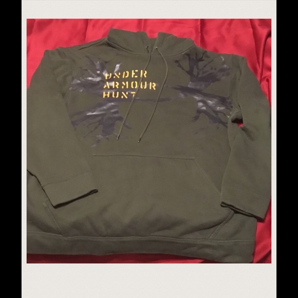 Men'sUnder Armour Hooded Sweatshirt