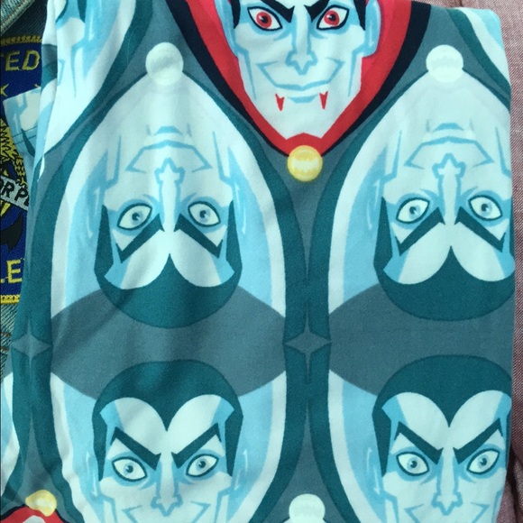 ☠️ LuLaRoe Dracula leggings ☠️