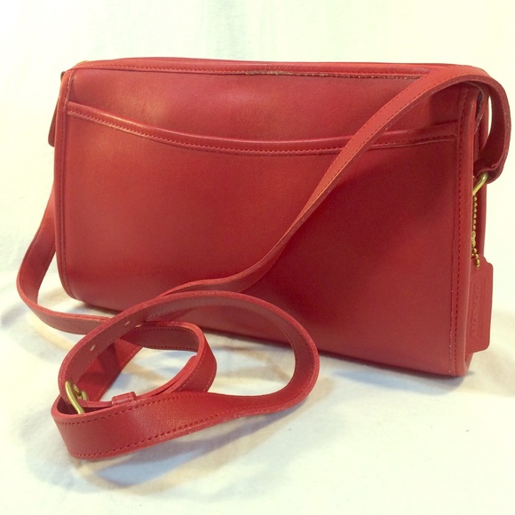 Coach 9944 Red Leather Cross-Body bag