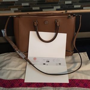 SOLD ON EBAY. Tory Burch Robinson Multi Tote.