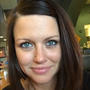 Meet your Posher, Shana