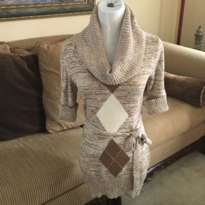 Sexy sweater top, fits medium