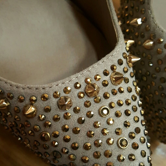 Steve Madden studded heels - Picture 2 of 4