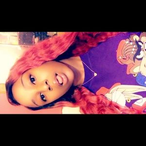 Meet your Posher, Tiara