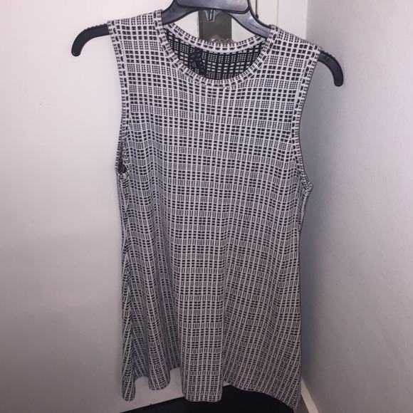 Theory back and white sleeveless dress