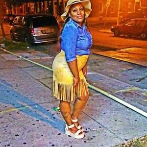 Meet your Posher, Sabrina