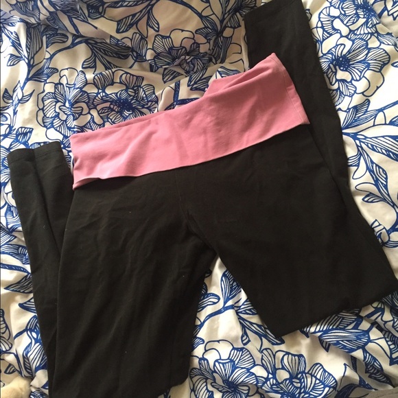 Victoria's Secret PINK yoga leggings