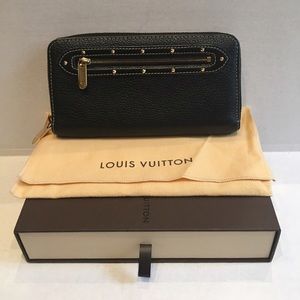 Louis Vuitton Black Suhali Leather Zippy Wallet Louis Vuitton Black Suhali Leather Zippy Wallet