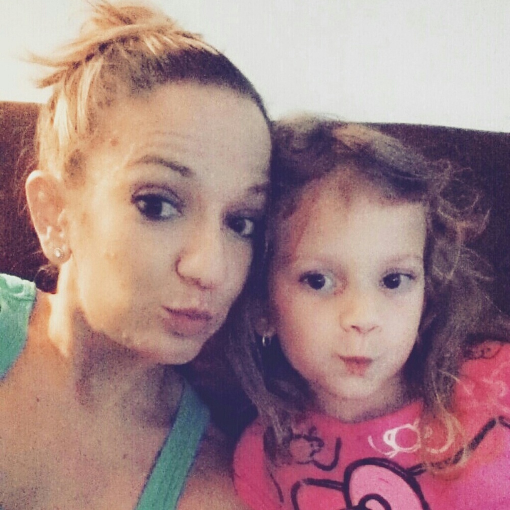 Meet your Posher, Danielle