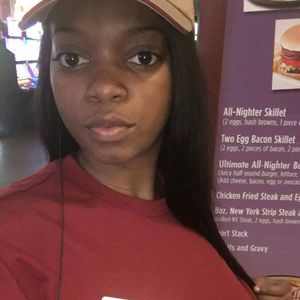 Meet your Posher, Nikita