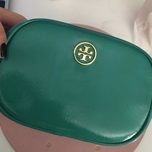 Tory Burch Small Teal Robinson Makeup Bag 💄👝