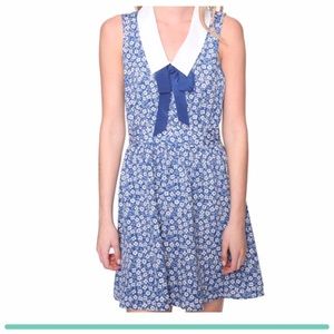 NWT rare forever 21 pointed peter pan collar dress
