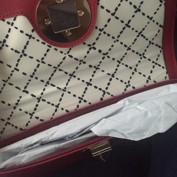 brand new Kate spade clutch - Picture 4 of 4