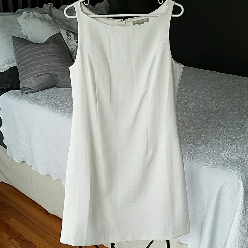 Banana Republic Cream Sheath Dress