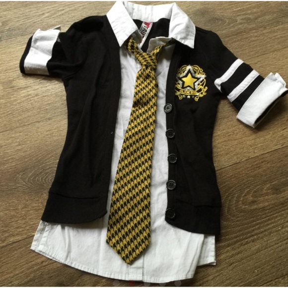 School girl outfit - Picture 2 of 4