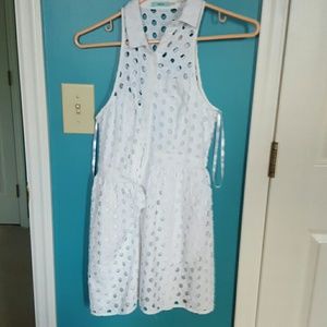 White strapless dress