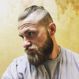 Meet your Posher, Travis