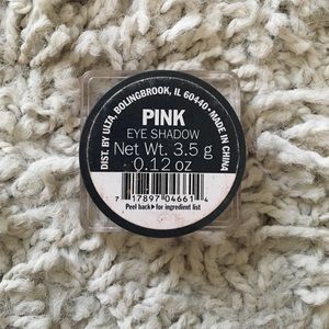 Pink shimmer eye shadow