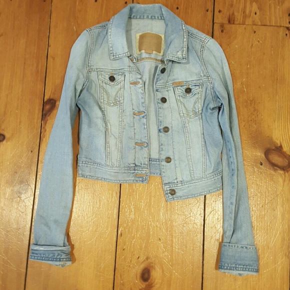 Cropped distressed denim jacket hollister