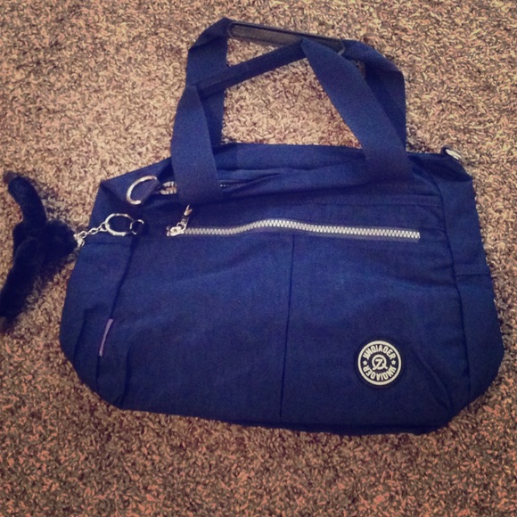 Cute navy purse NWT