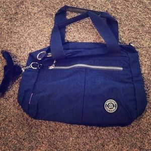 Cute navy purse NWT