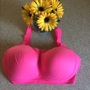 Victoria secret ultimate sport bra 34dd