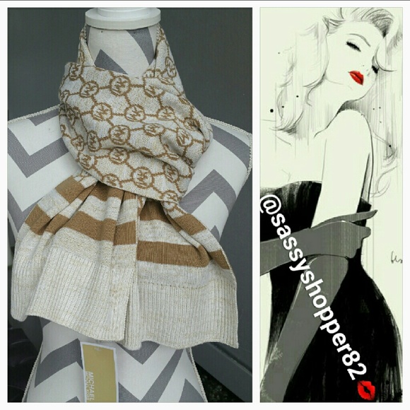 !🎄🎁METALLIC Michael Kors scarf NWT 💯 - Picture 2 of 4