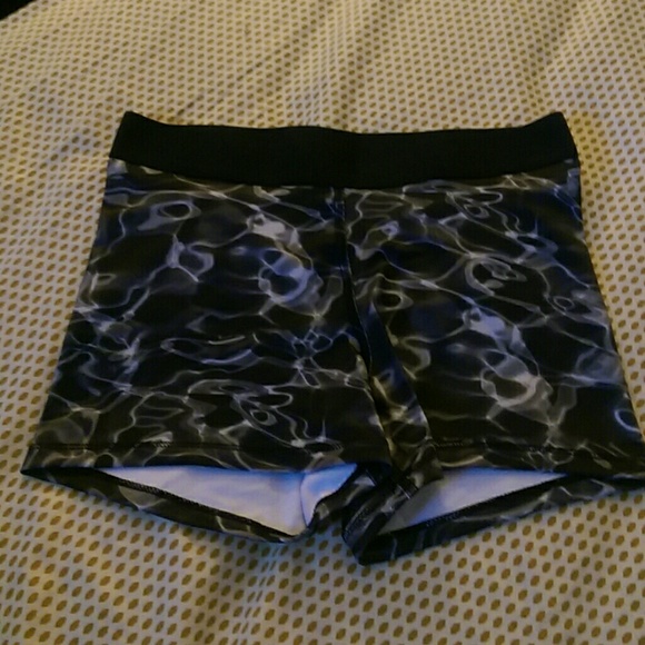 Athletic shorts
