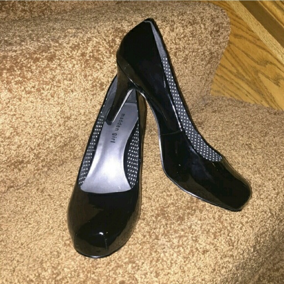 Madden Girl Black Heels PRICE FIRM! 😊