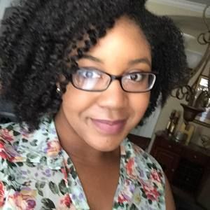 Meet your Posher, Carissa